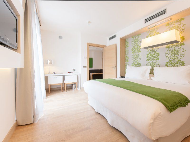 Occidental Praha Five Hotel Exterior photo