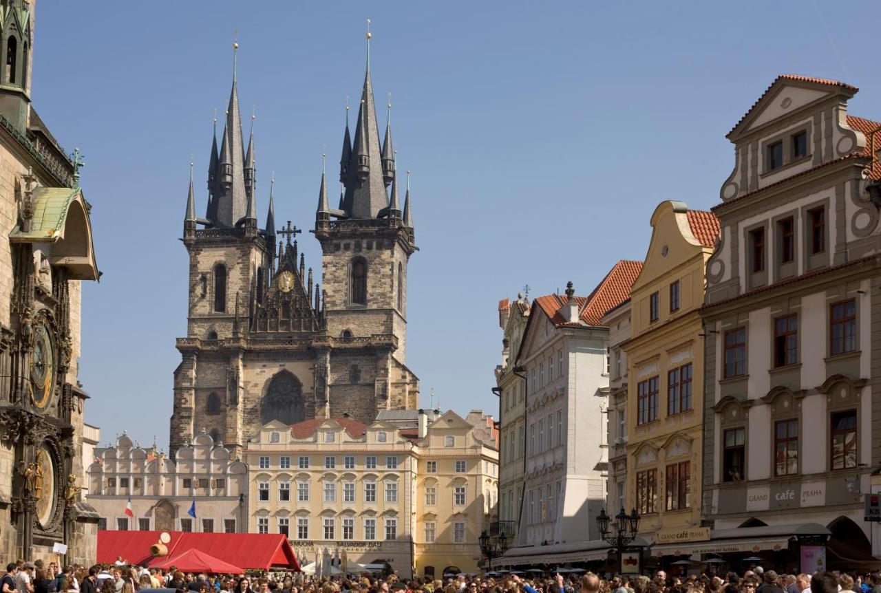 Occidental Praha Five Hotel Exterior photo