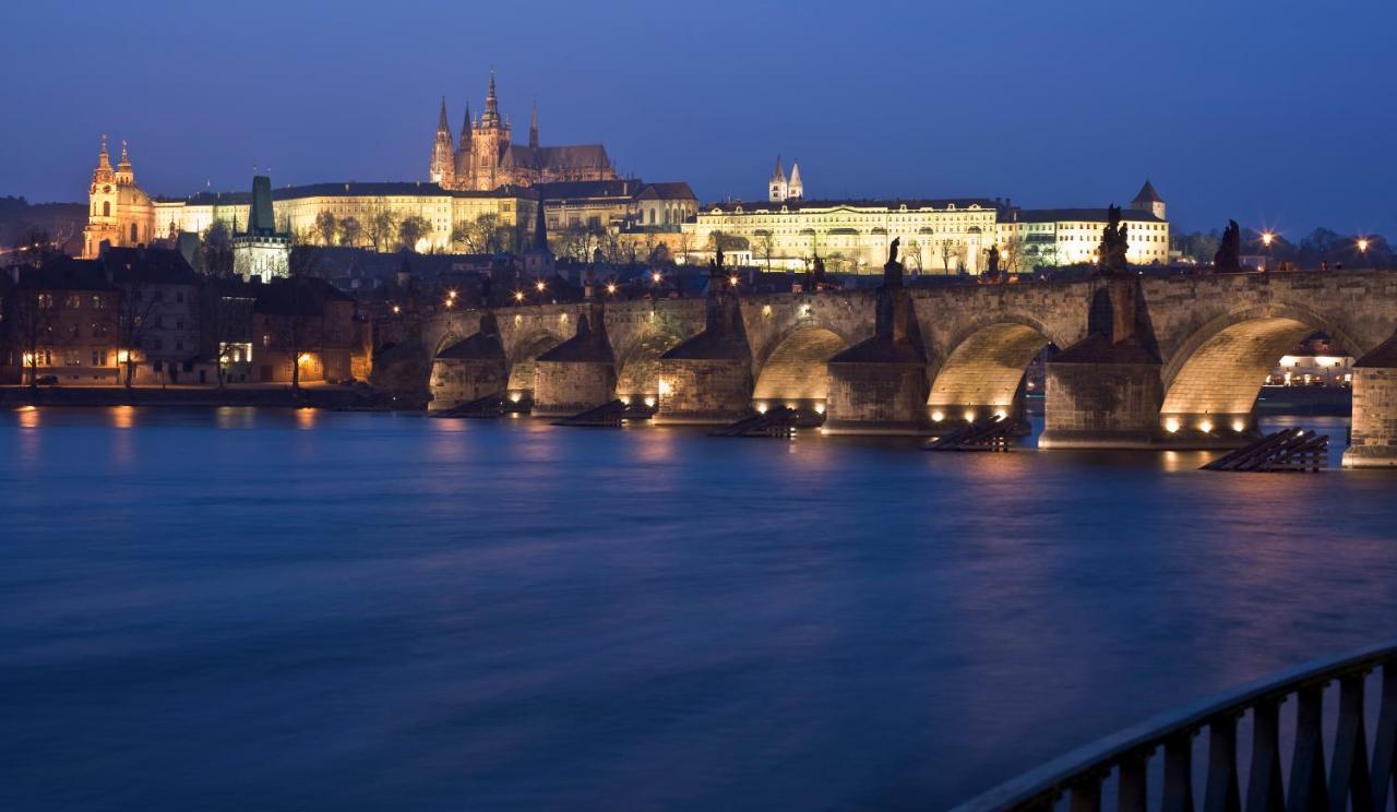 Occidental Praha Five Hotel Exterior photo